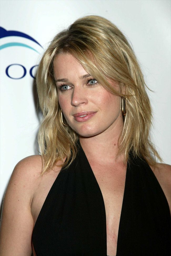 Rebecca Romijn21550_p27935_2_e2_5