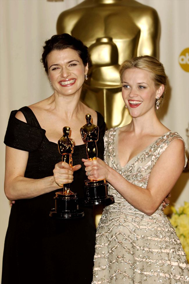 Reese Witherspoon21604_08590765