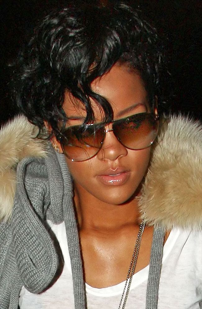 Rihanna21789_aflo_2009031613352345