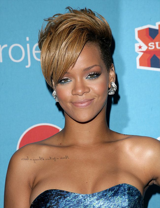 Rihanna21821_1005FBD_DH009_H