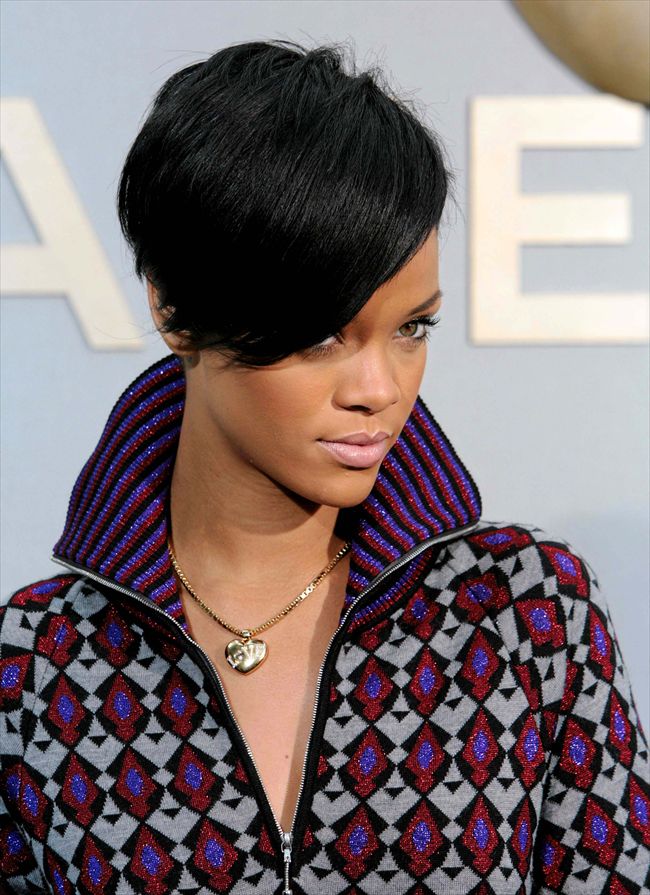 Rihanna21874_RIHANNA32