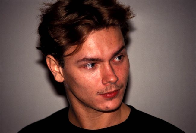 River Phoenix21923_07354113