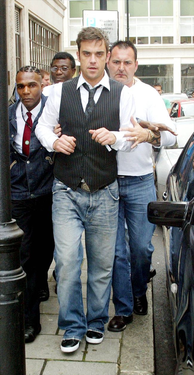 Robbie Williams21961_07940253