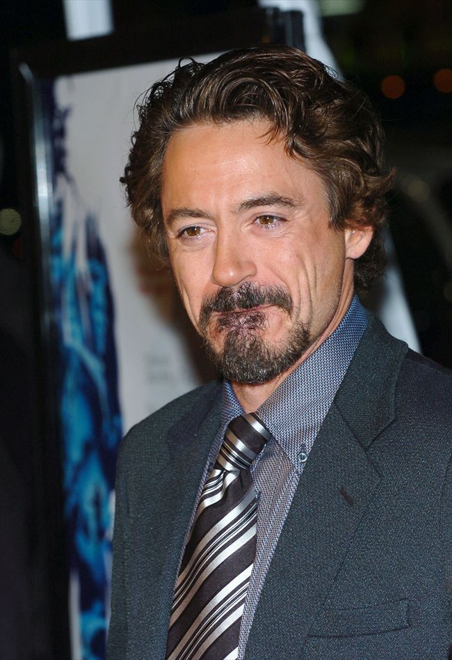 Robert Downey Jr22019_07985182