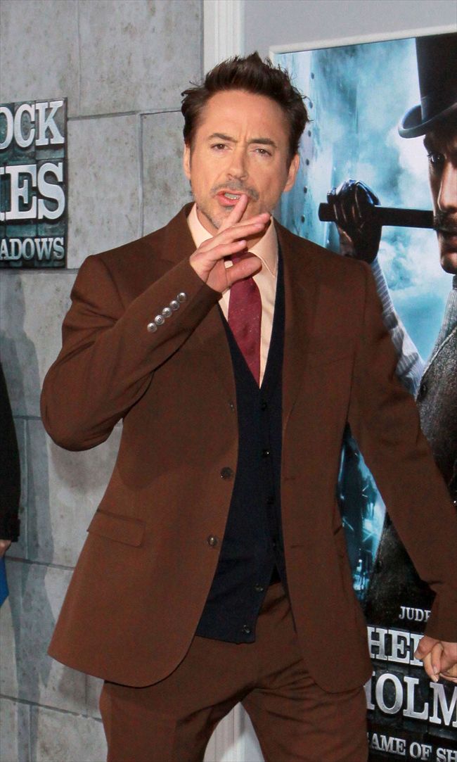 Robert Downey Jr22027_20111206_zaf_tl1_043