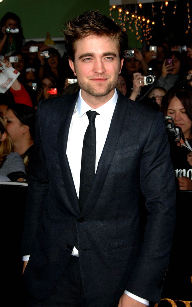 Robert Pattinson22165_68262357