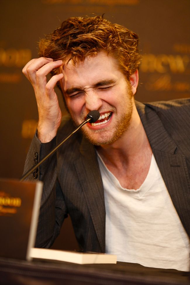 Robert Pattinson22172_Robert Pattinson12