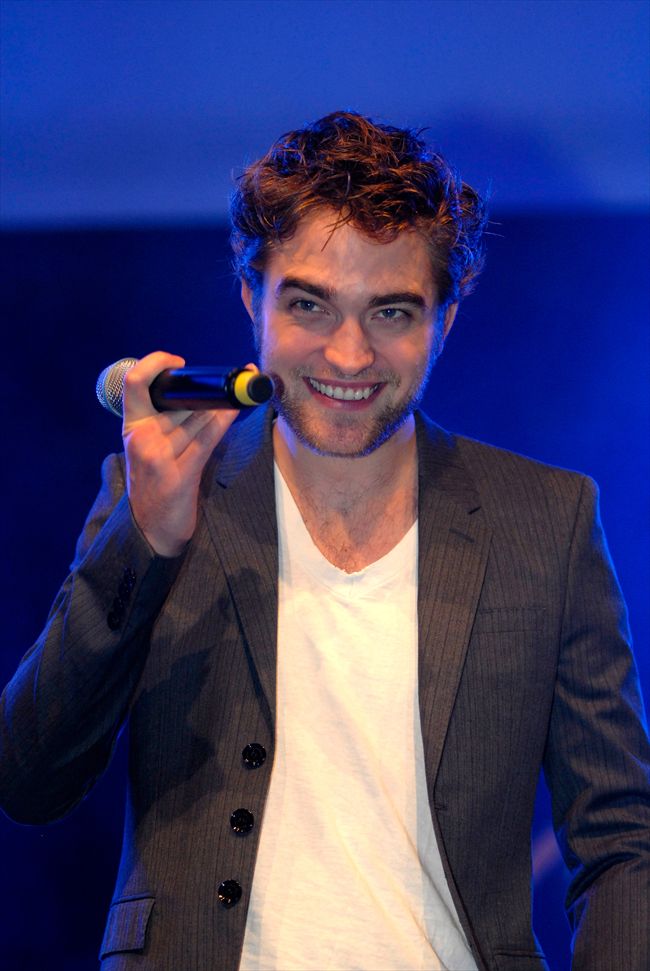 Robert Pattinson22173_Robert Pattinson13