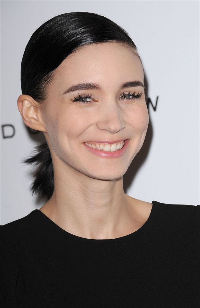 Rooney Mara22266_1210J15_KH107_H