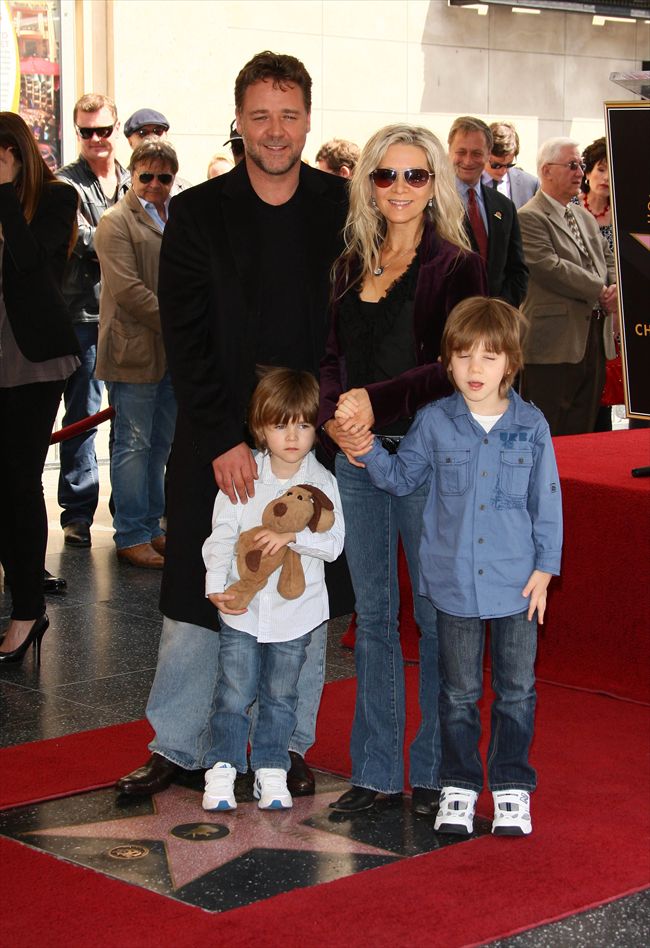 Russell Crowe22541_Russell Crowe-family