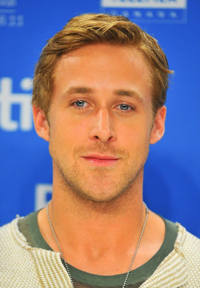 Ryan Gosling22570_1109S03_GY020_H