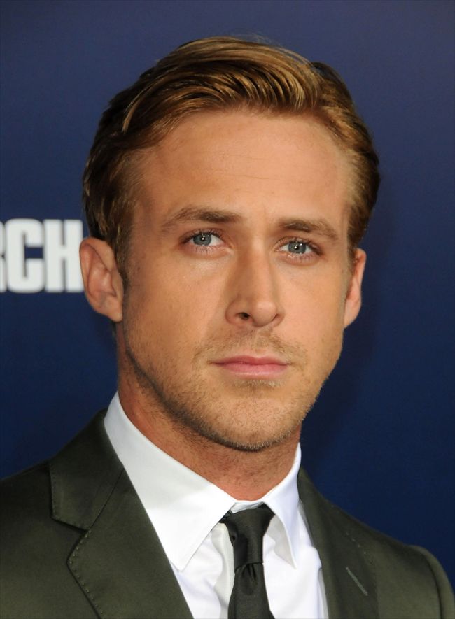 Ryan Gosling22571_1127S06_DX027_H