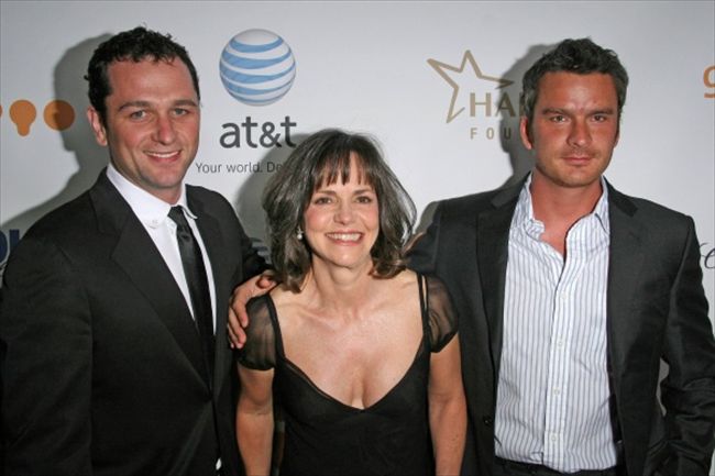 Sally Field23745_Matthew Rhys with Sally Field and Balthazar Getty