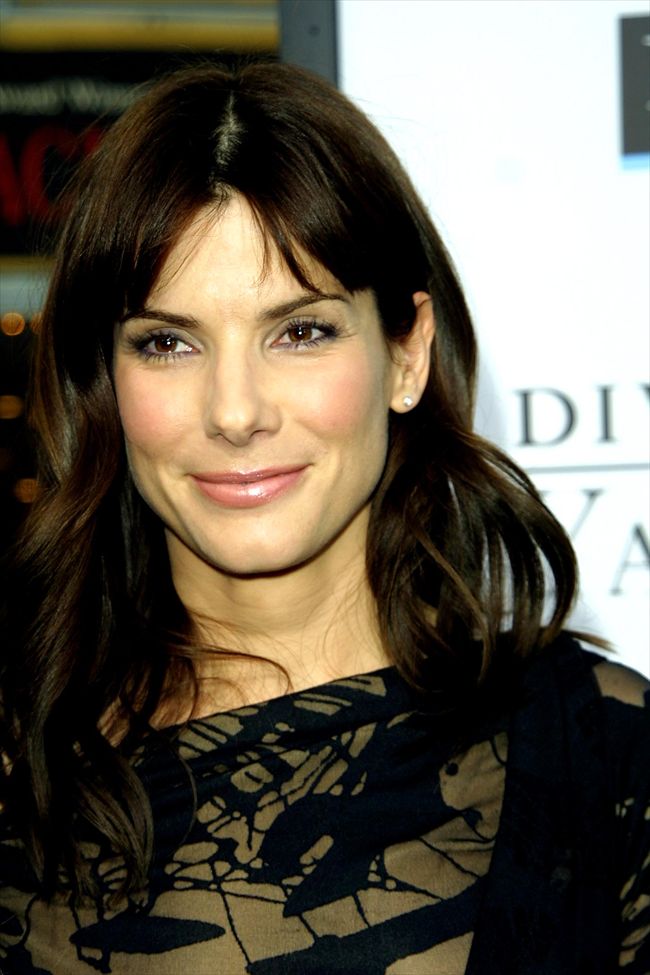 Sandra Bullock23906_p19052_3_e2_5