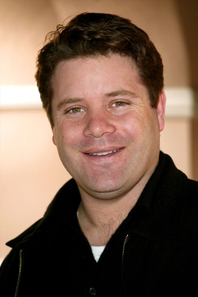 Sean Astin24417_0617JAD_MJ011_H