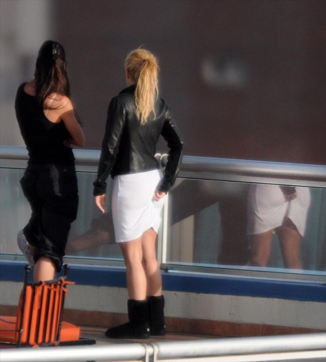 Shakira24680_2253783