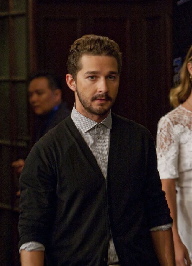Shia LaBeouf24827_20110714_zaf_c40_032