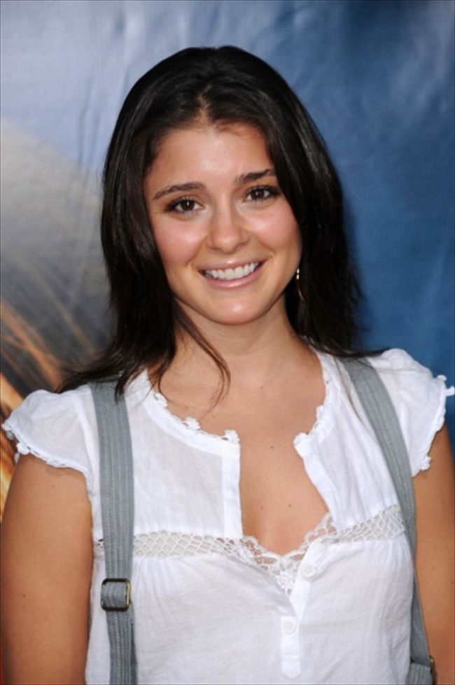Shiri Appleby24852_mrDC_528842