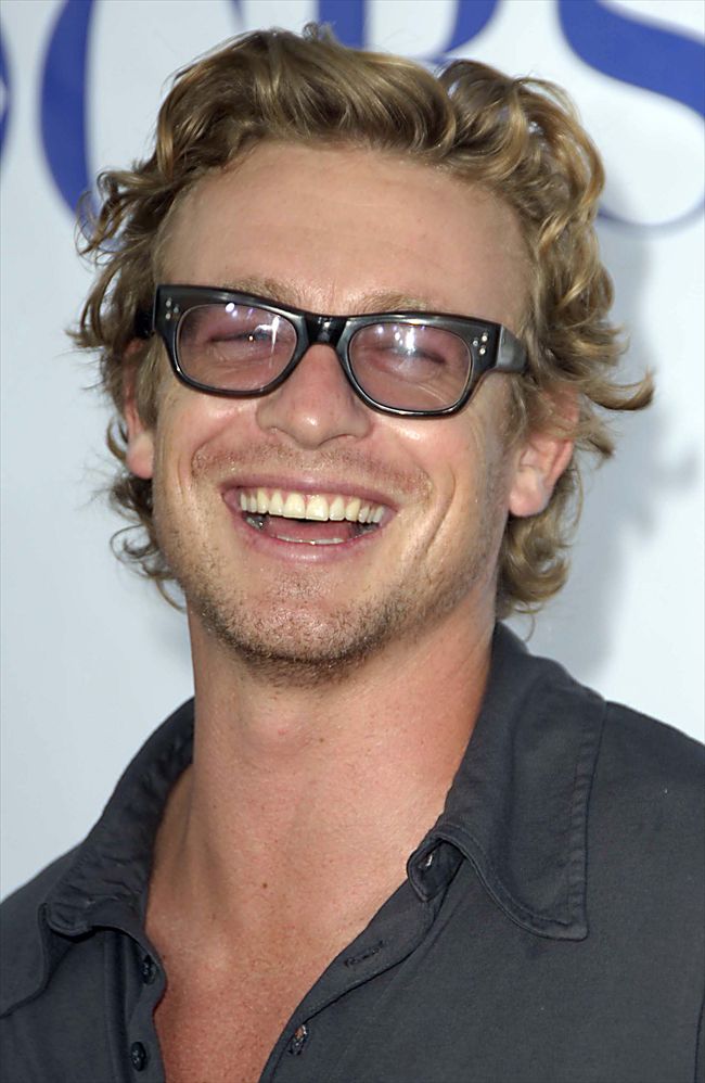 Simon Baker25041_SIMON BAKER