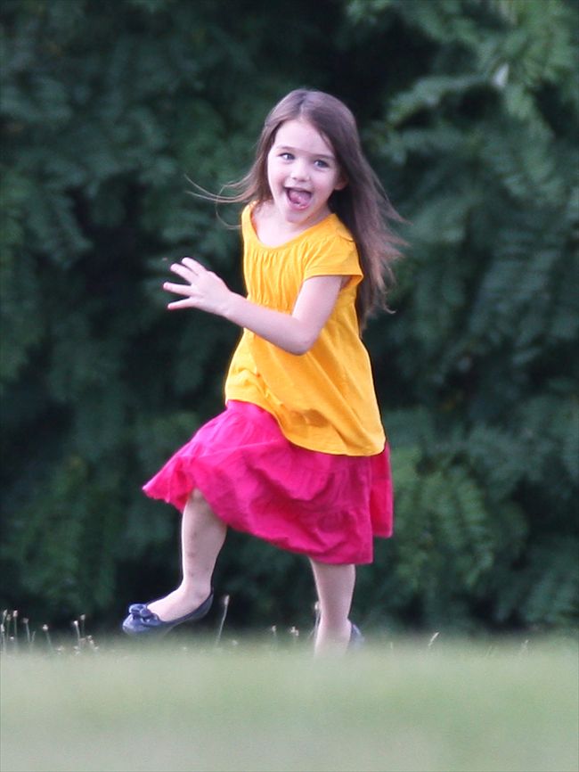 Suri Cruise25340_aflo_AINA193811