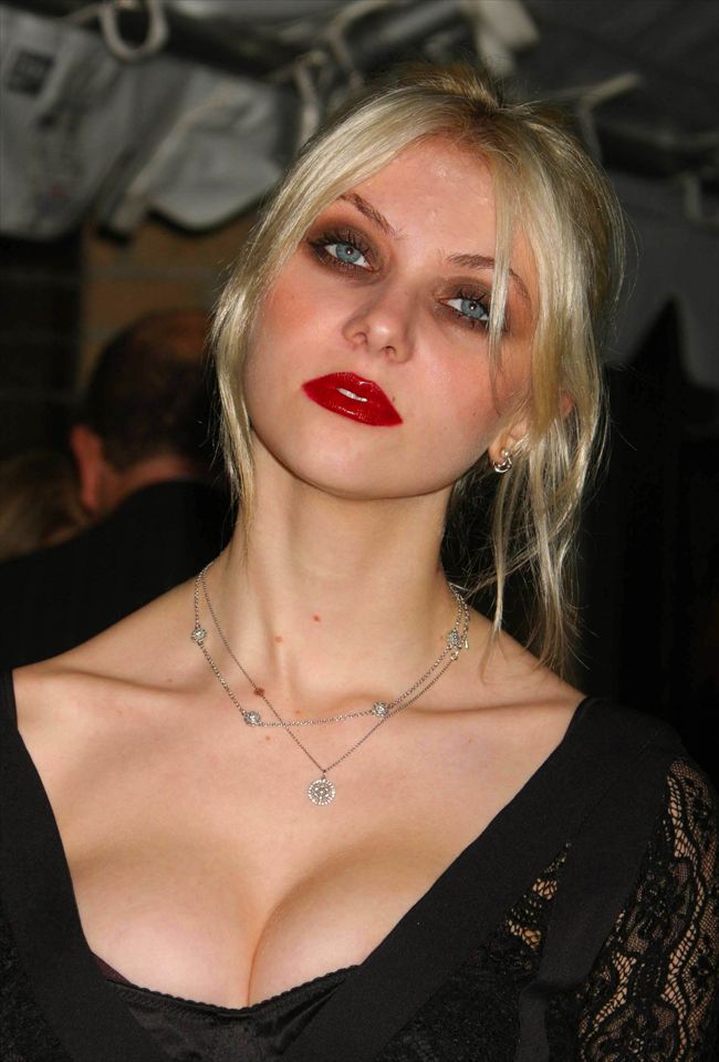 Taylor Momsen25632_68376550