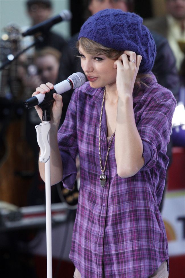 Taylor Swift25664_1026O01_KM004_H