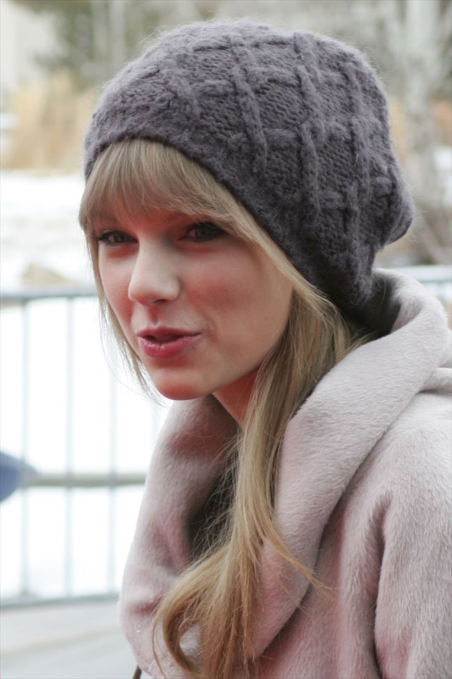 Taylor Swift25677_1220J08_JO023_H