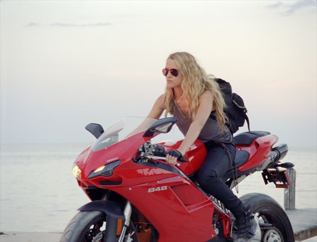 Teresa Palmer25747_MCDIIAM_EC112_H