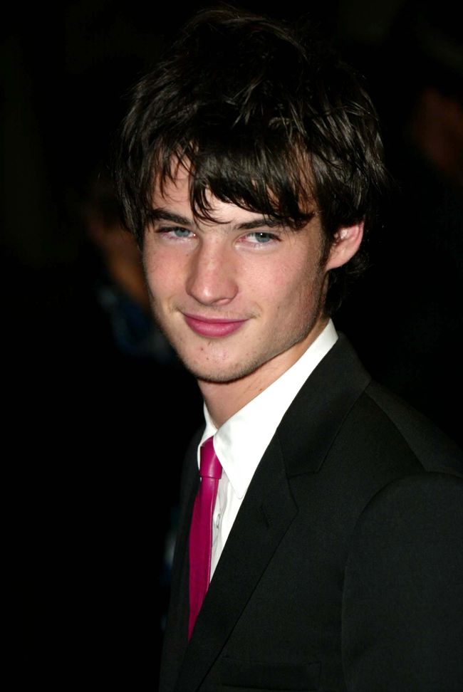 Tom Sturridge26294_07551198