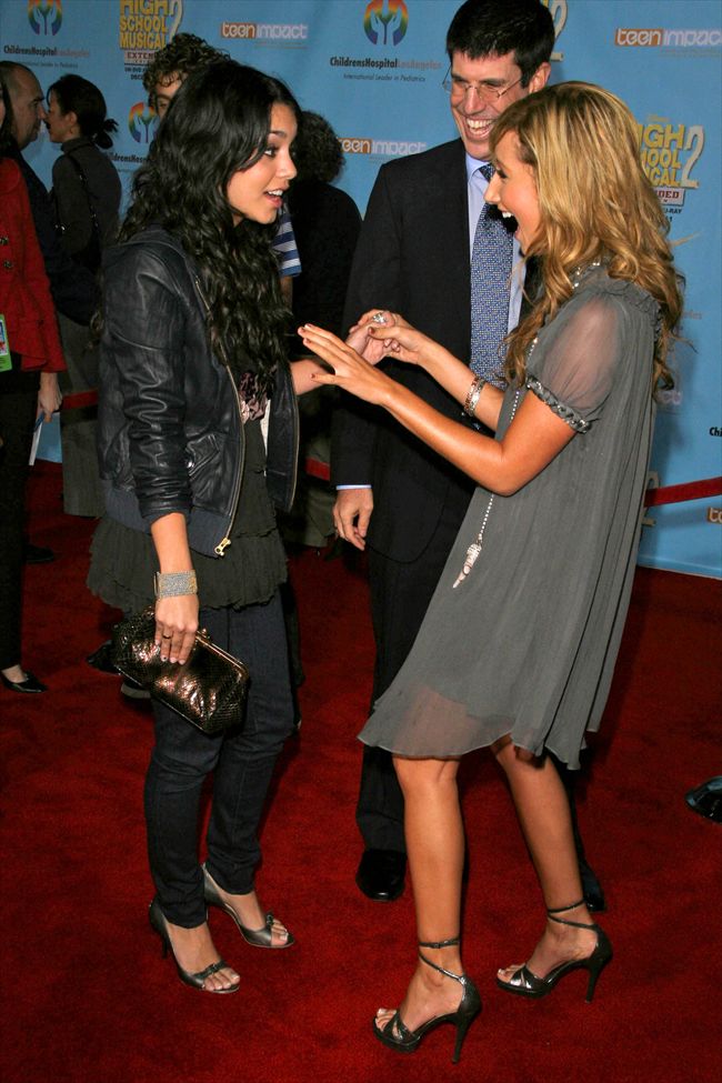 Vanessa Hudgens26664_Vanessa Ann Hudgens and Ashley Tisdale