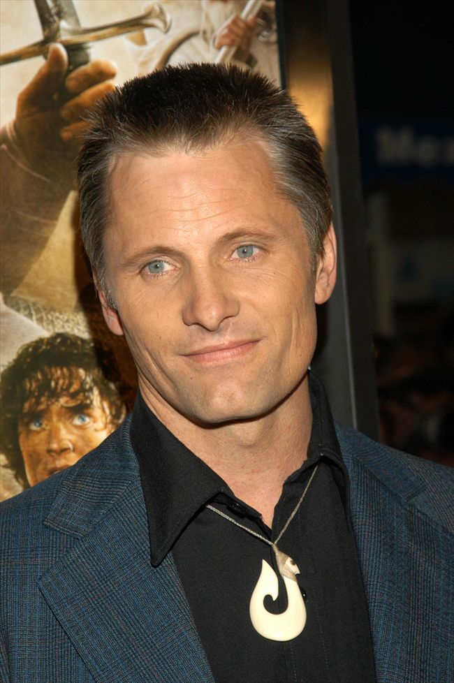 Viggo Mortensen26922_p26613_2_e2_5