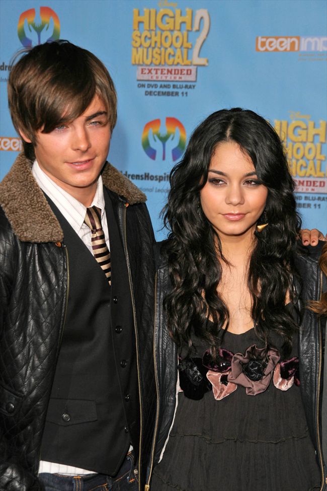 Zac Efron27415_Zac Efron and Vanessa Anne Hudgens4