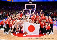 BELIEVE　日本バスケを諦めなかった男たち